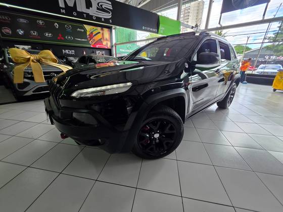 JEEP CHEROKEE 3.2 TRAILHAWK 4X4 V6 24V GASOLINA 4P AUTOMÁTICO JEEP CHEROKEE 3.2 TRAILHAWK 4X4 V6 24V GASOLINA 4P AUTOMÁTICO